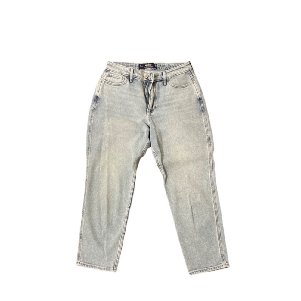 Hollister CURVY HIGH-RISE MOM JEANS